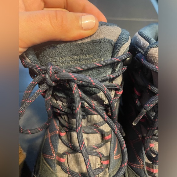 Mountain Warehouse hiking boots US 8 - Picture 2 of 7